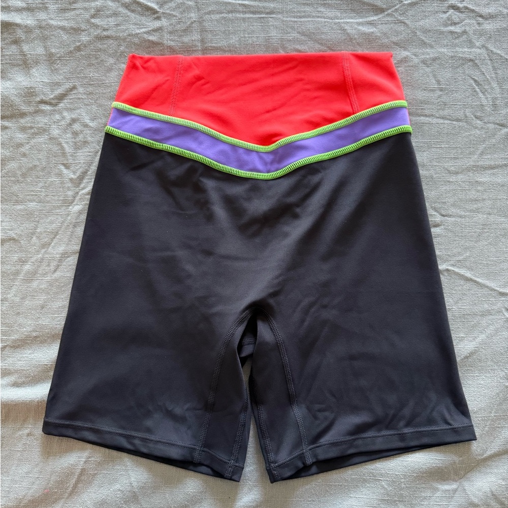 NEW Vitality Pulse Hue Volley Short - Midnight Glow